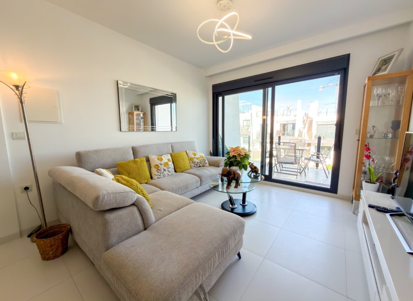 Reventa - Apartamento / piso - San Miguel de Salinas - Pueblo