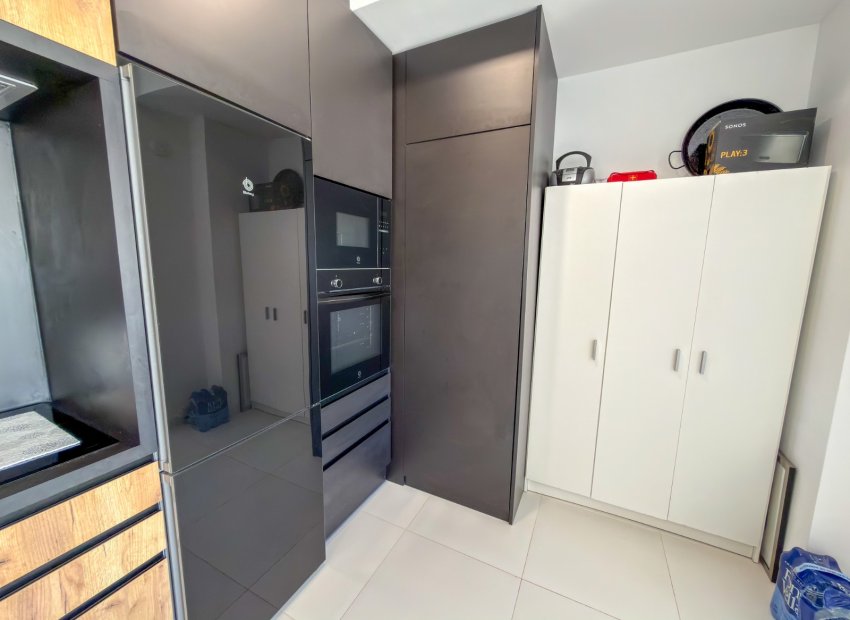 Reventa - Apartamento / piso - San Miguel de Salinas - Pueblo