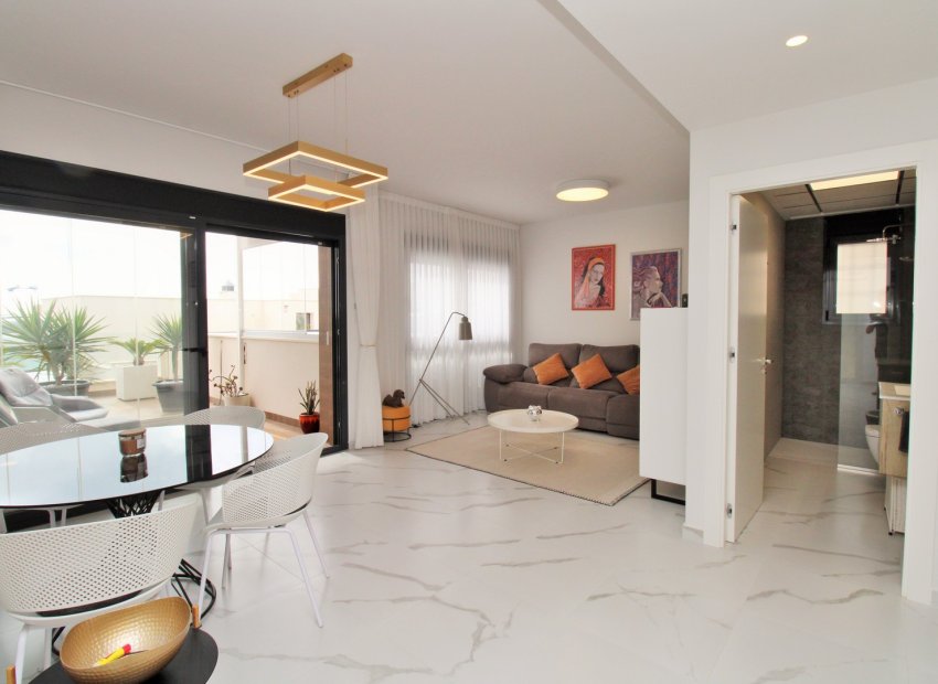 Reventa - Apartamento / piso - San Miguel de Salinas