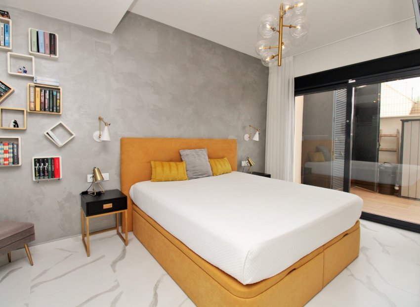 Reventa - Apartamento / piso - San Miguel de Salinas