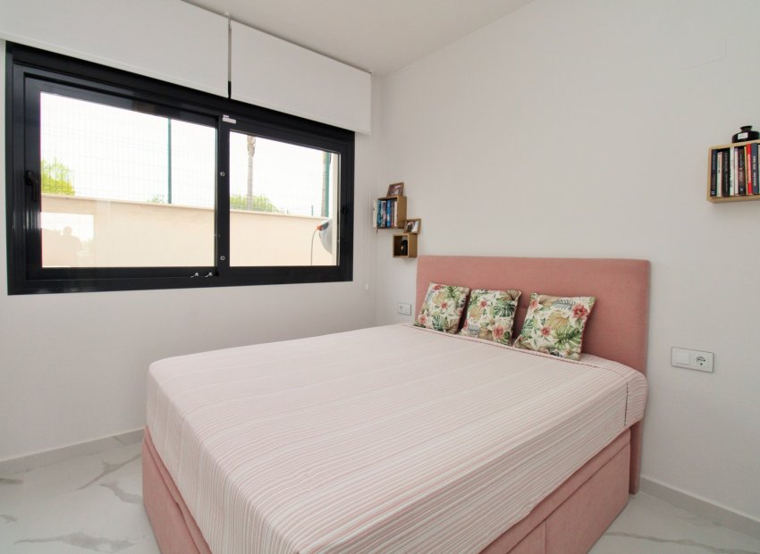 Reventa - Apartamento / piso - San Miguel de Salinas