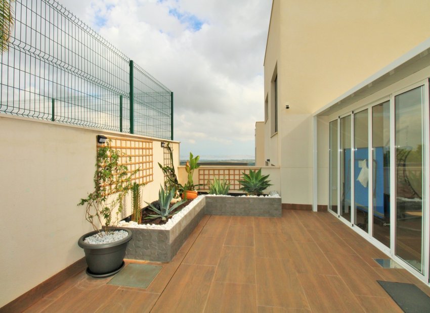 Reventa - Apartamento / piso - San Miguel de Salinas