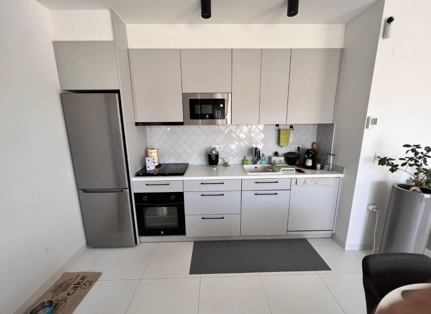 Reventa - Apartamento / piso - San Miguel de Salinas