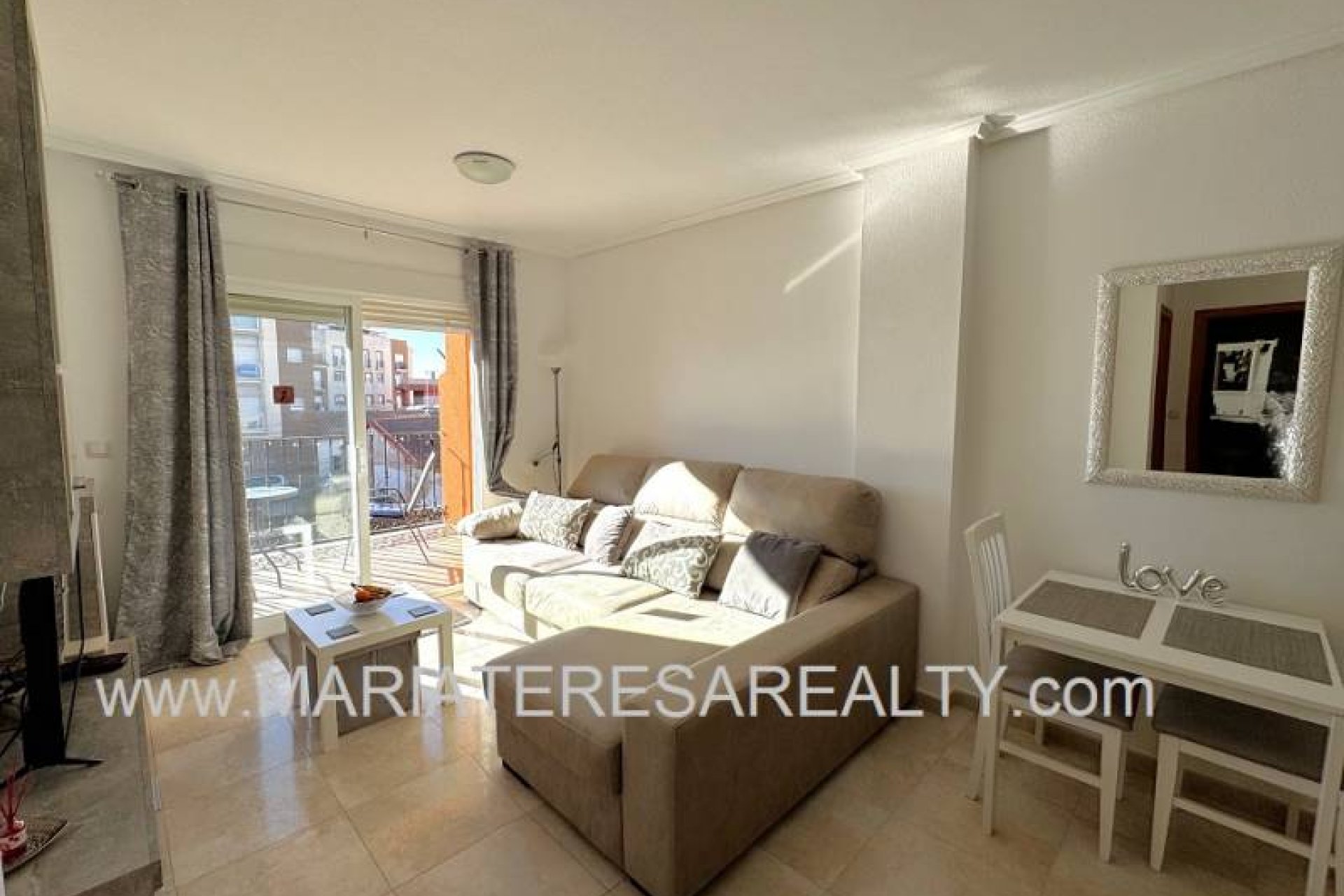 Reventa - Apartamento / piso - Sucina