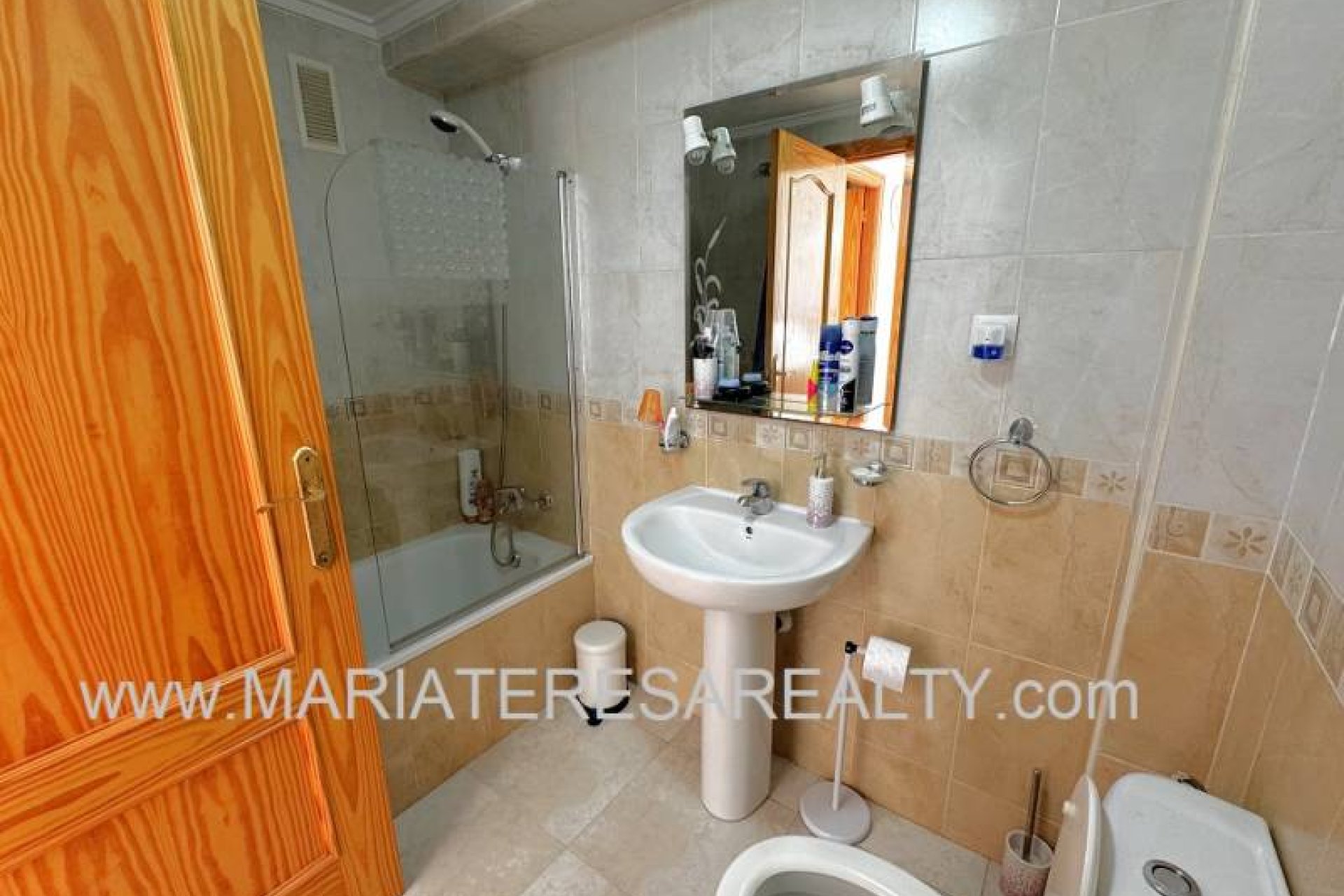 Reventa - Apartamento / piso - Sucina