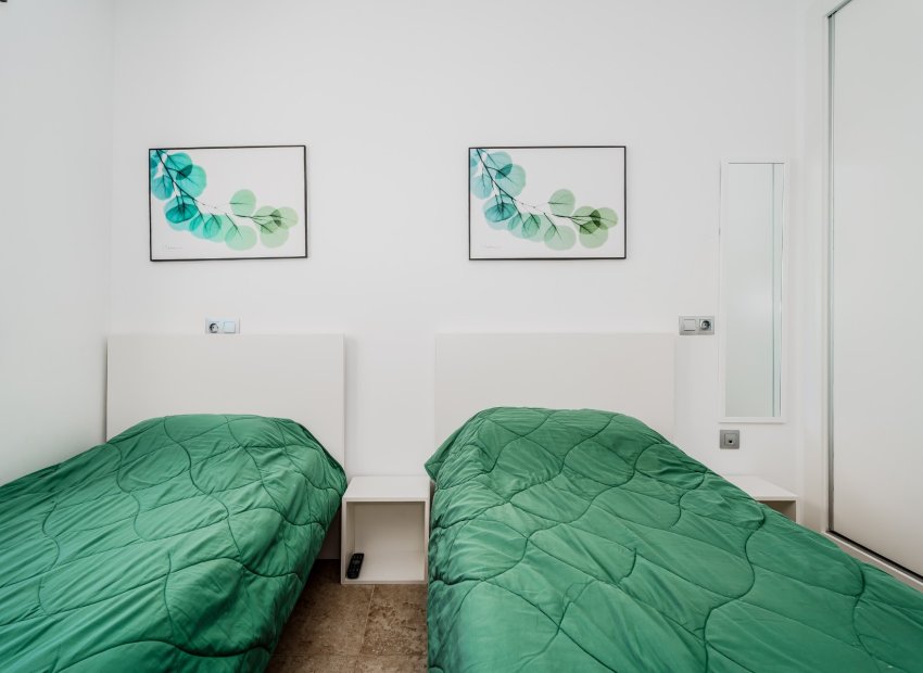 Reventa - Apartamento / piso - Torre de la Horadada