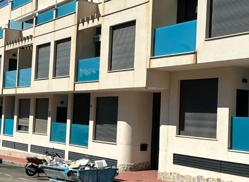 Reventa - Apartamento / piso - Torrevieia - Calas Blancas