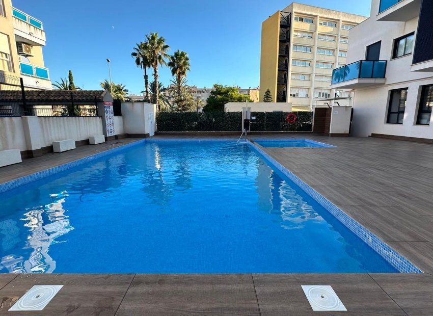 Reventa - Apartamento / piso - Torrevieia - Calas Blancas