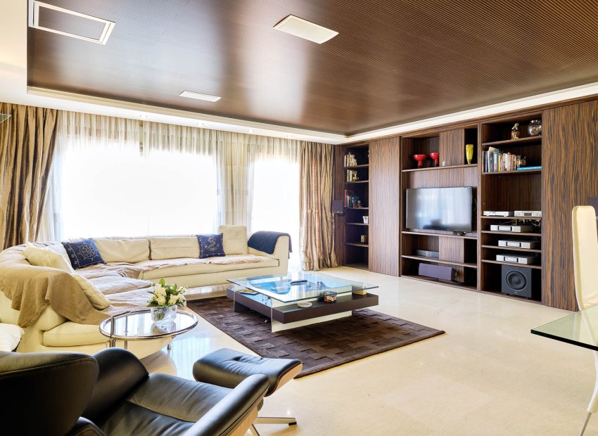 Reventa - Apartamento / piso - Torrevieia - Center