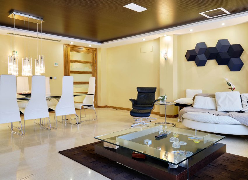 Reventa - Apartamento / piso - Torrevieia - Center