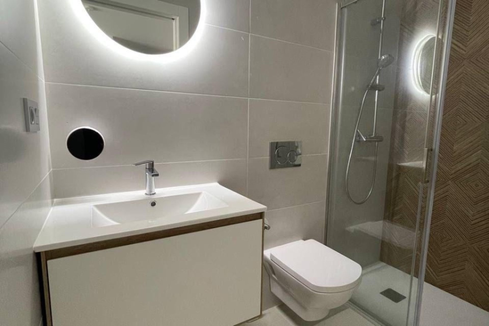 Reventa - Apartamento / piso - Torrevieia - Center