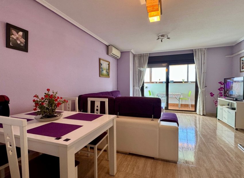 Reventa - Apartamento / piso - Torrevieia - Center