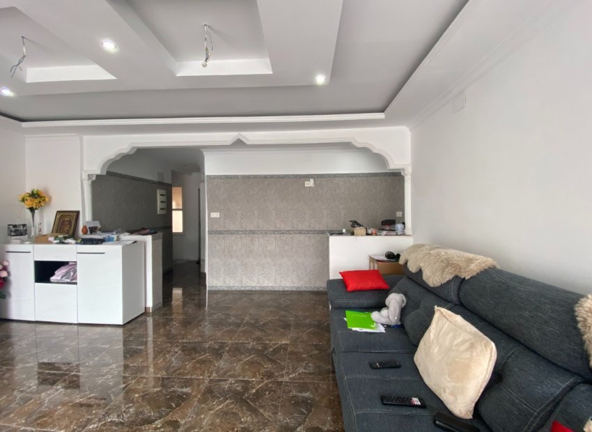 Reventa - Apartamento / piso - Torrevieia - Center