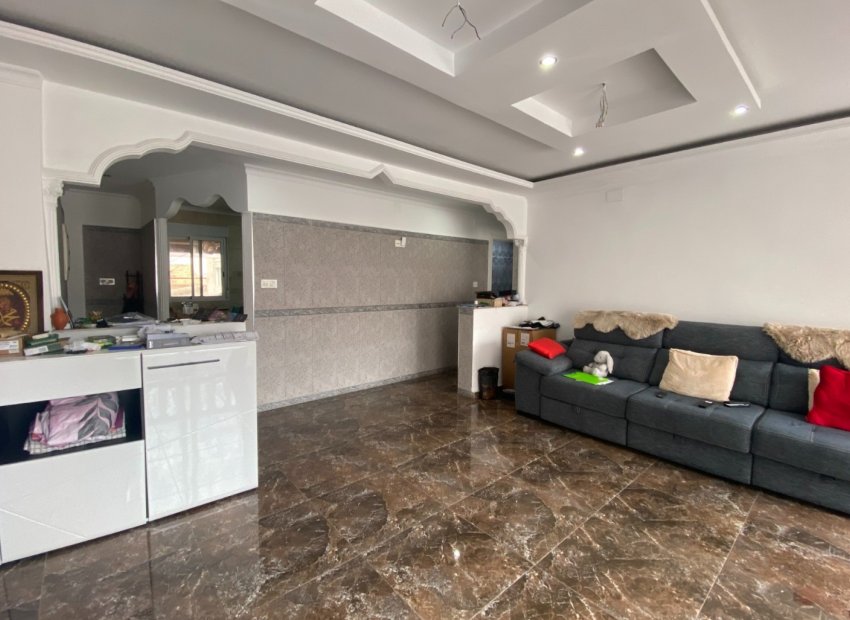 Reventa - Apartamento / piso - Torrevieia - Center