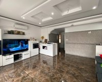 Reventa - Apartamento / piso - Torrevieia - Center