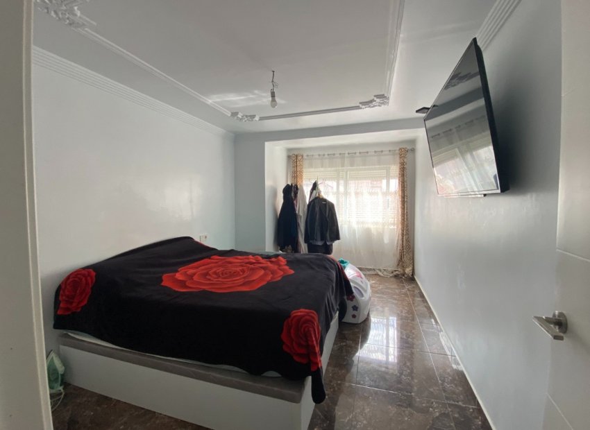 Reventa - Apartamento / piso - Torrevieia - Center