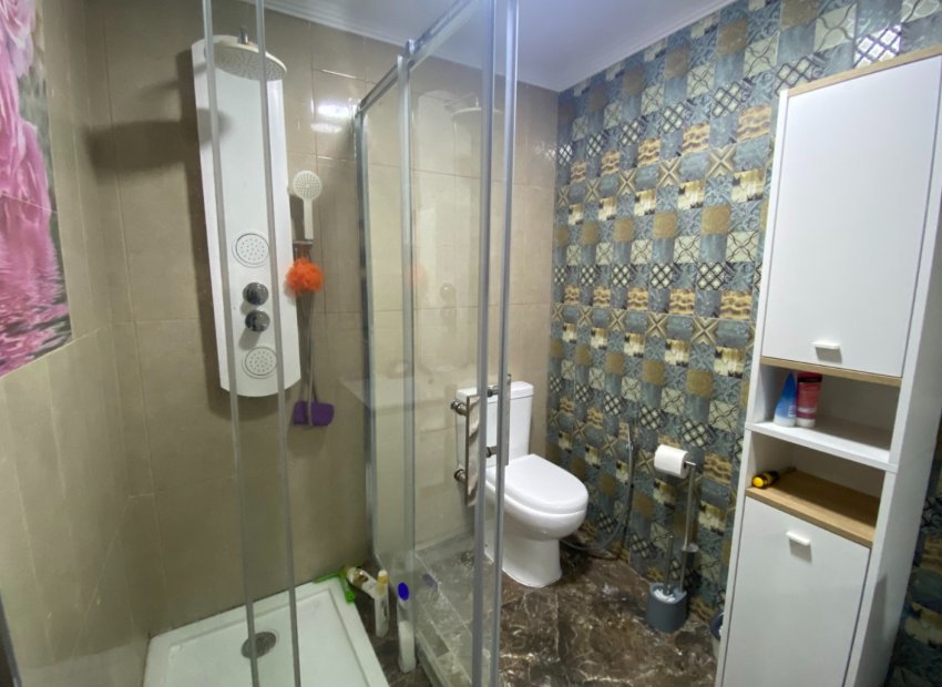 Reventa - Apartamento / piso - Torrevieia - Center