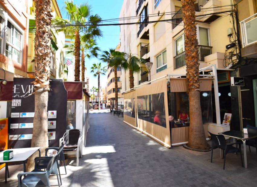 Reventa - Apartamento / piso - Torrevieia - Center