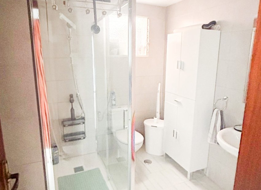 Reventa - Apartamento / piso - Torrevieia - Center