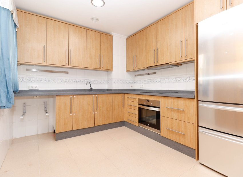 Reventa - Apartamento / piso - Torrevieia - Center