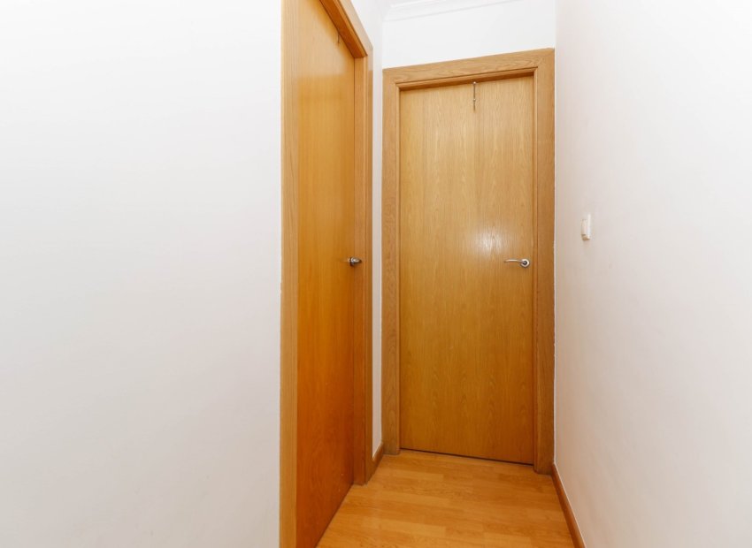 Reventa - Apartamento / piso - Torrevieia - Center