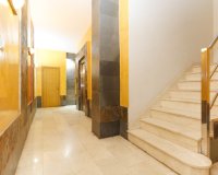 Reventa - Apartamento / piso - Torrevieia - Center