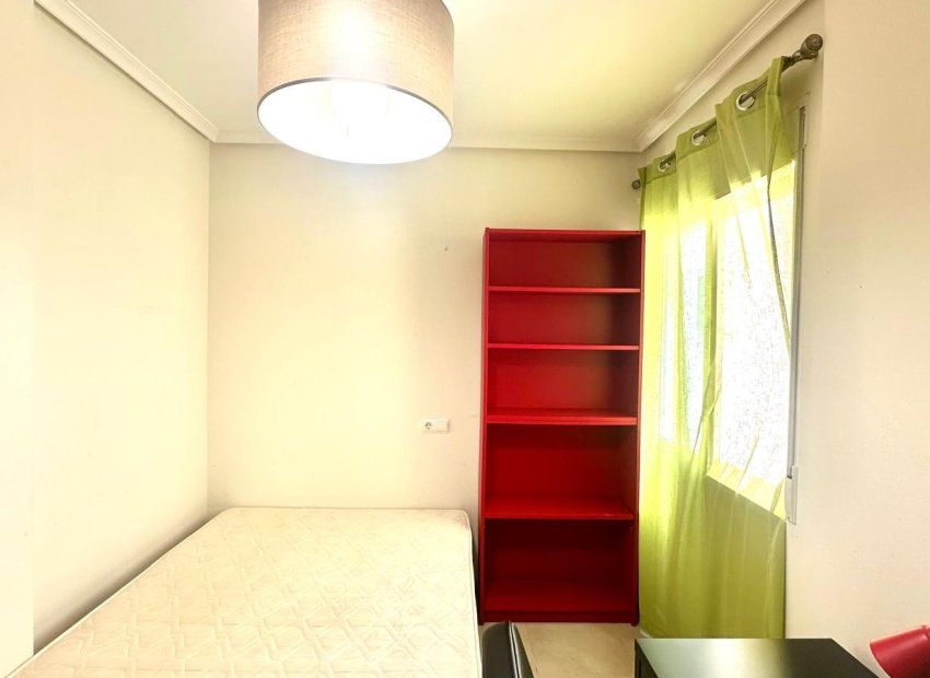 Reventa - Apartamento / piso - Torrevieia - Center