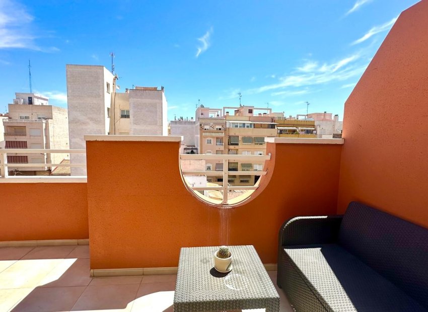 Reventa - Apartamento / piso - Torrevieia - Center
