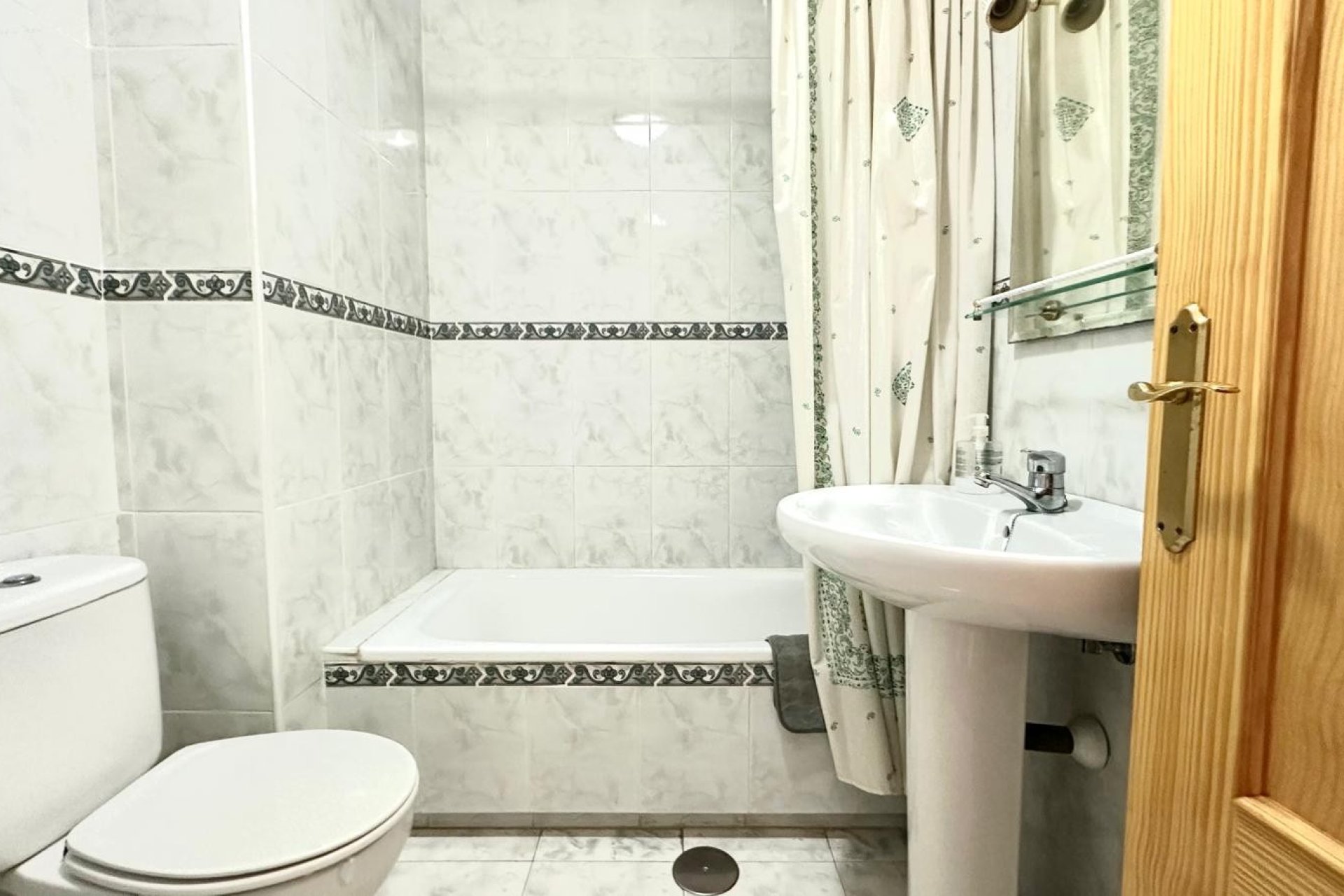 Reventa - Apartamento / piso - Torrevieia - Center