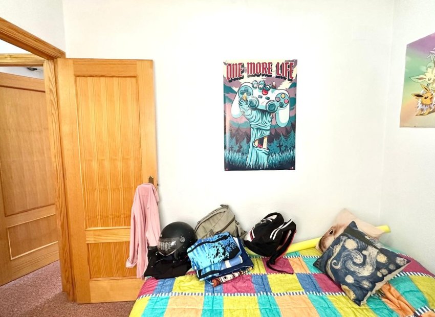 Reventa - Apartamento / piso - Torrevieia - Center