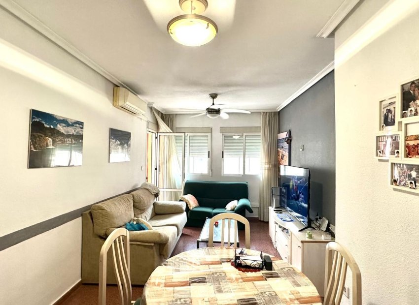 Reventa - Apartamento / piso - Torrevieia - Center