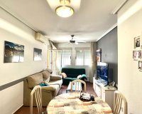 Reventa - Apartamento / piso - Torrevieia - Center