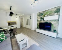 Reventa - Apartamento / piso - Torrevieia - Center