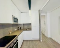 Reventa - Apartamento / piso - Torrevieia - Center