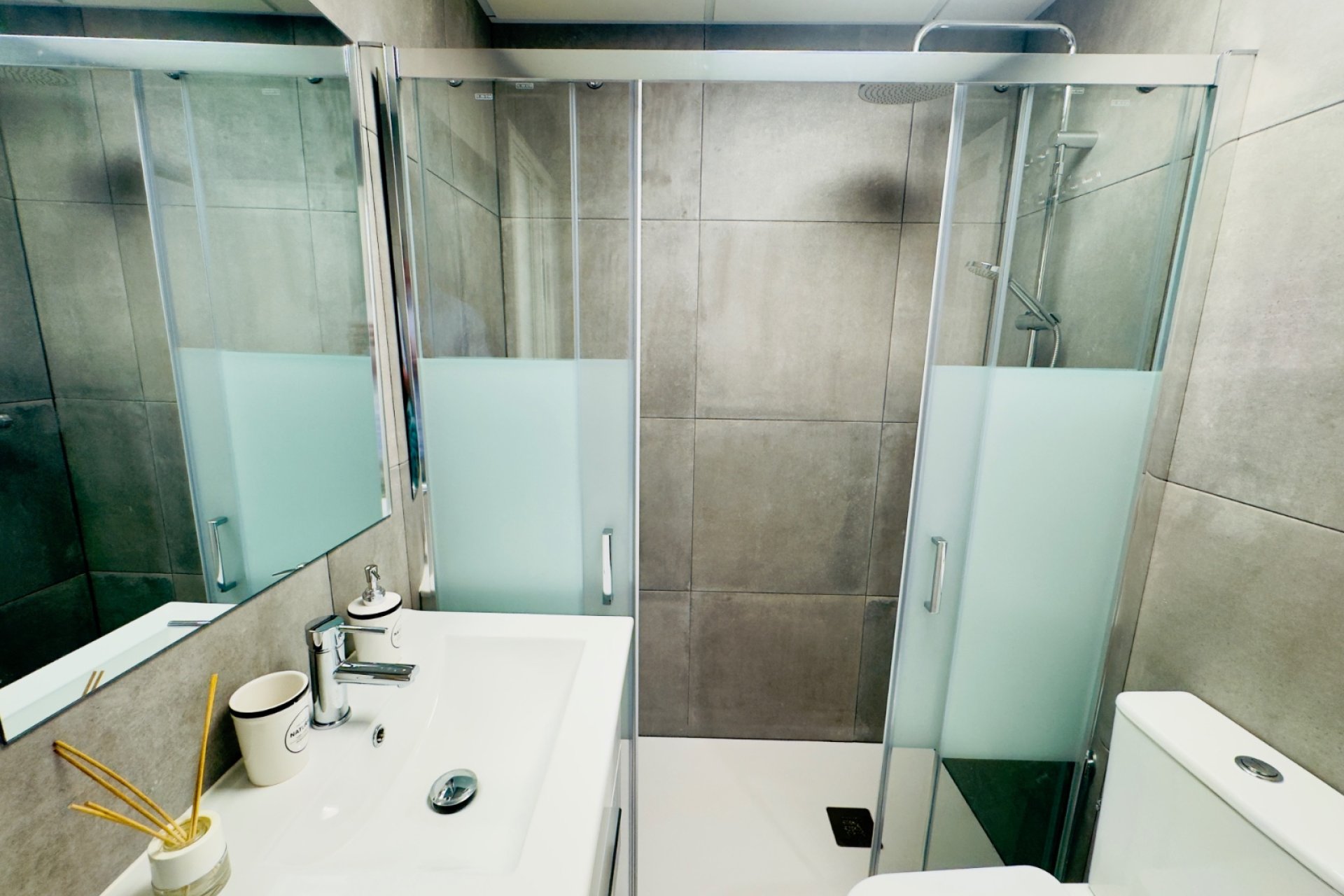 Reventa - Apartamento / piso - Torrevieia - Center