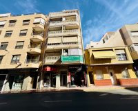 Reventa - Apartamento / piso - Torrevieia - Center