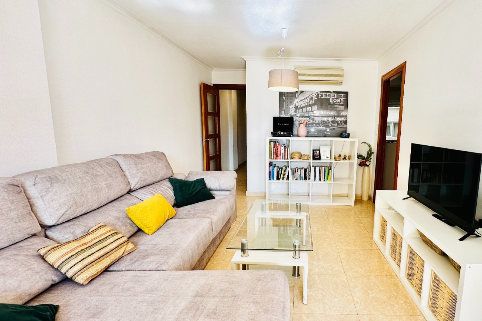 Reventa - Apartamento / piso - Torrevieia - Center