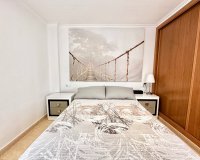 Reventa - Apartamento / piso - Torrevieia - Center