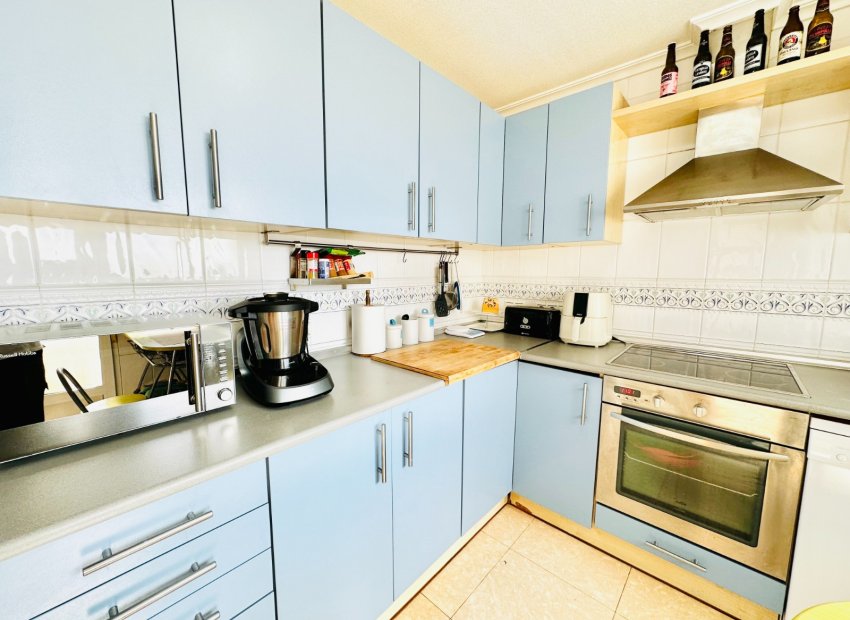 Reventa - Apartamento / piso - Torrevieia - Center