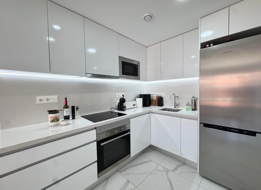 Reventa - Apartamento / piso - Torrevieia - Center