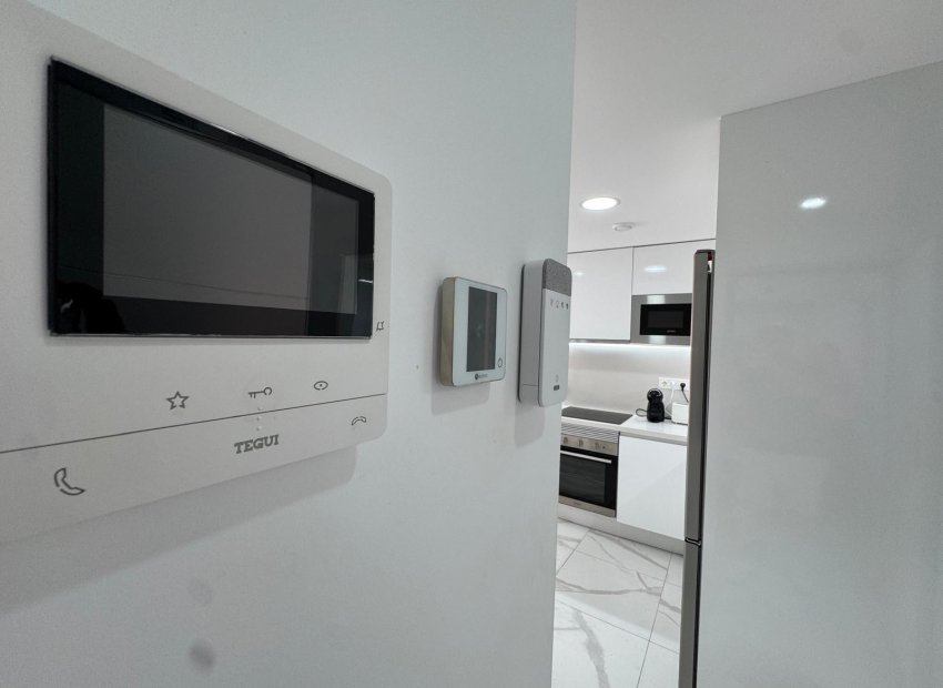 Reventa - Apartamento / piso - Torrevieia - Center