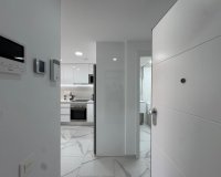 Reventa - Apartamento / piso - Torrevieia - Center