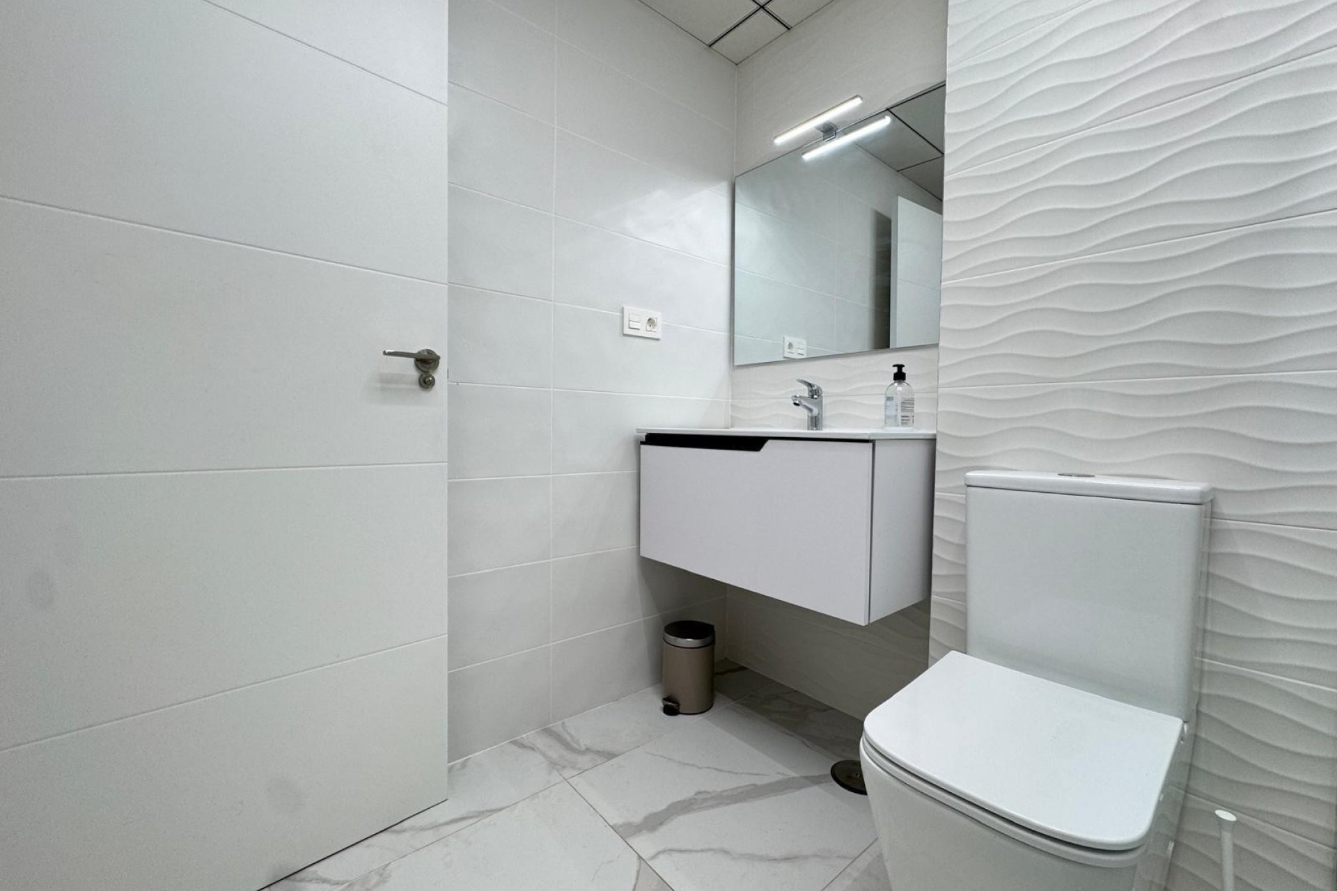 Reventa - Apartamento / piso - Torrevieia - Center