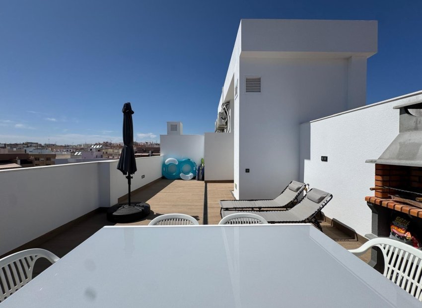 Reventa - Apartamento / piso - Torrevieia - Center