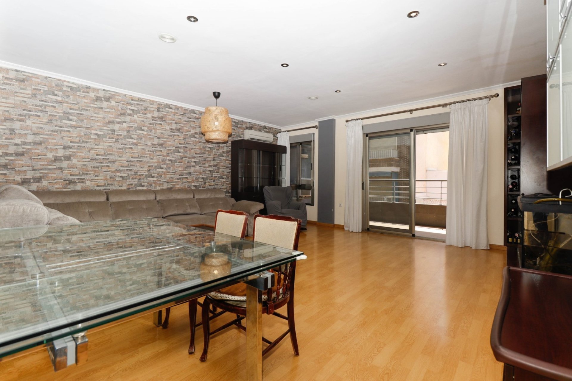 Reventa - Apartamento / piso - Torrevieia - Center