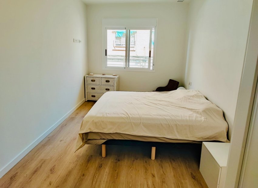 Reventa - Apartamento / piso - Torrevieia - Center