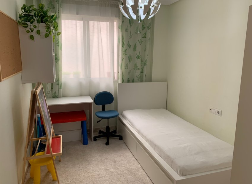 Reventa - Apartamento / piso - Torrevieia - Center