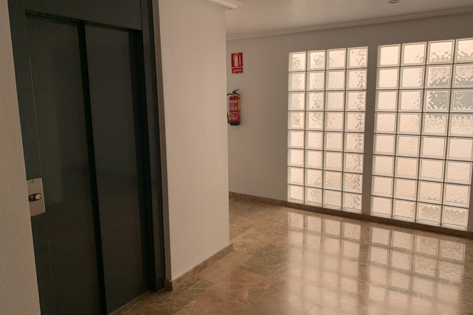 Reventa - Apartamento / piso - Torrevieia - Center