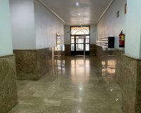 Reventa - Apartamento / piso - Torrevieia - Center