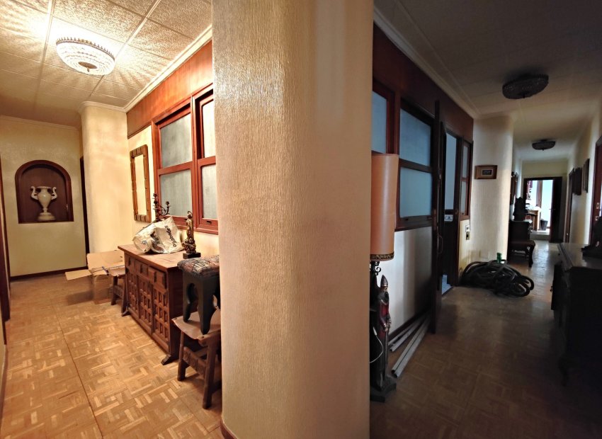 Reventa - Apartamento / piso - Torrevieia - Center